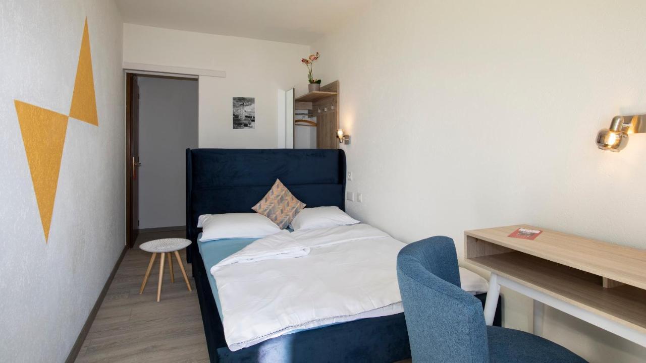 Hotel Agence Alv - Art Le Vin